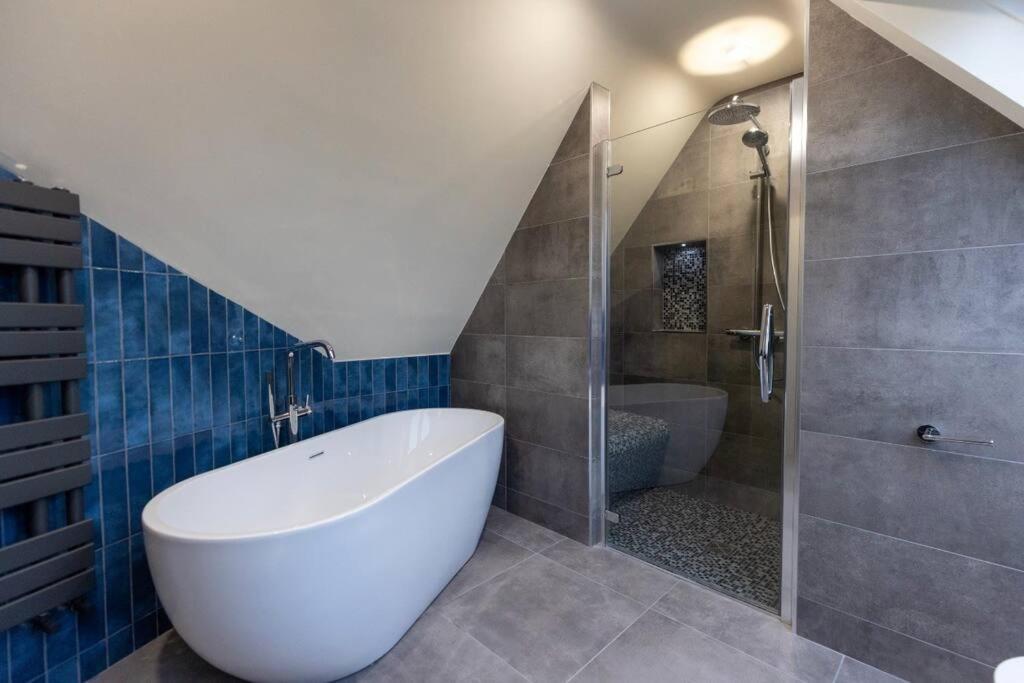 Luxury Town Centre Apartment Cookstown Buitenkant foto